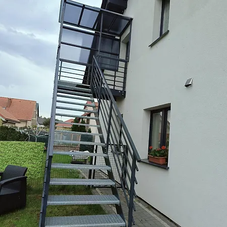 Ostoja U Diany Nad Zatoka Apartamento *