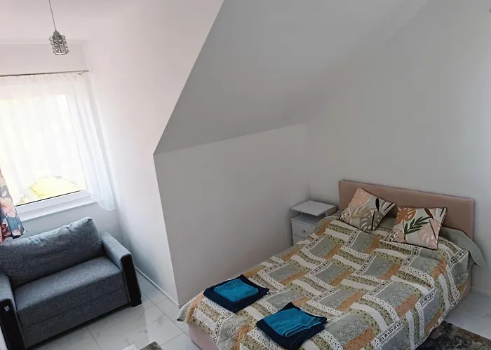 Ostoja U Diany Nad Zatoka Mosty